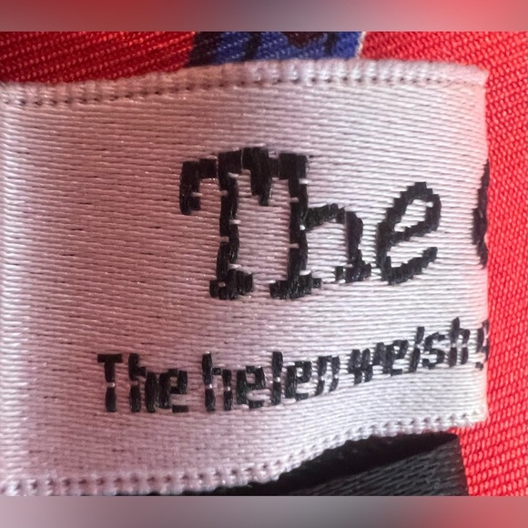 The Girls | ladies, made in Italy, silk scarf. - Picture 12 of 16